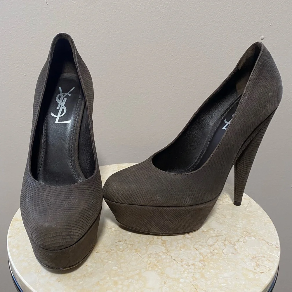 Yves Saint Laurent Aliama Lizard Embossed Platform Pumps Size 37.5